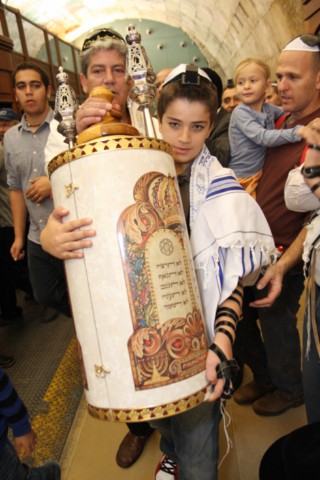 Barmitzvah at the kotel