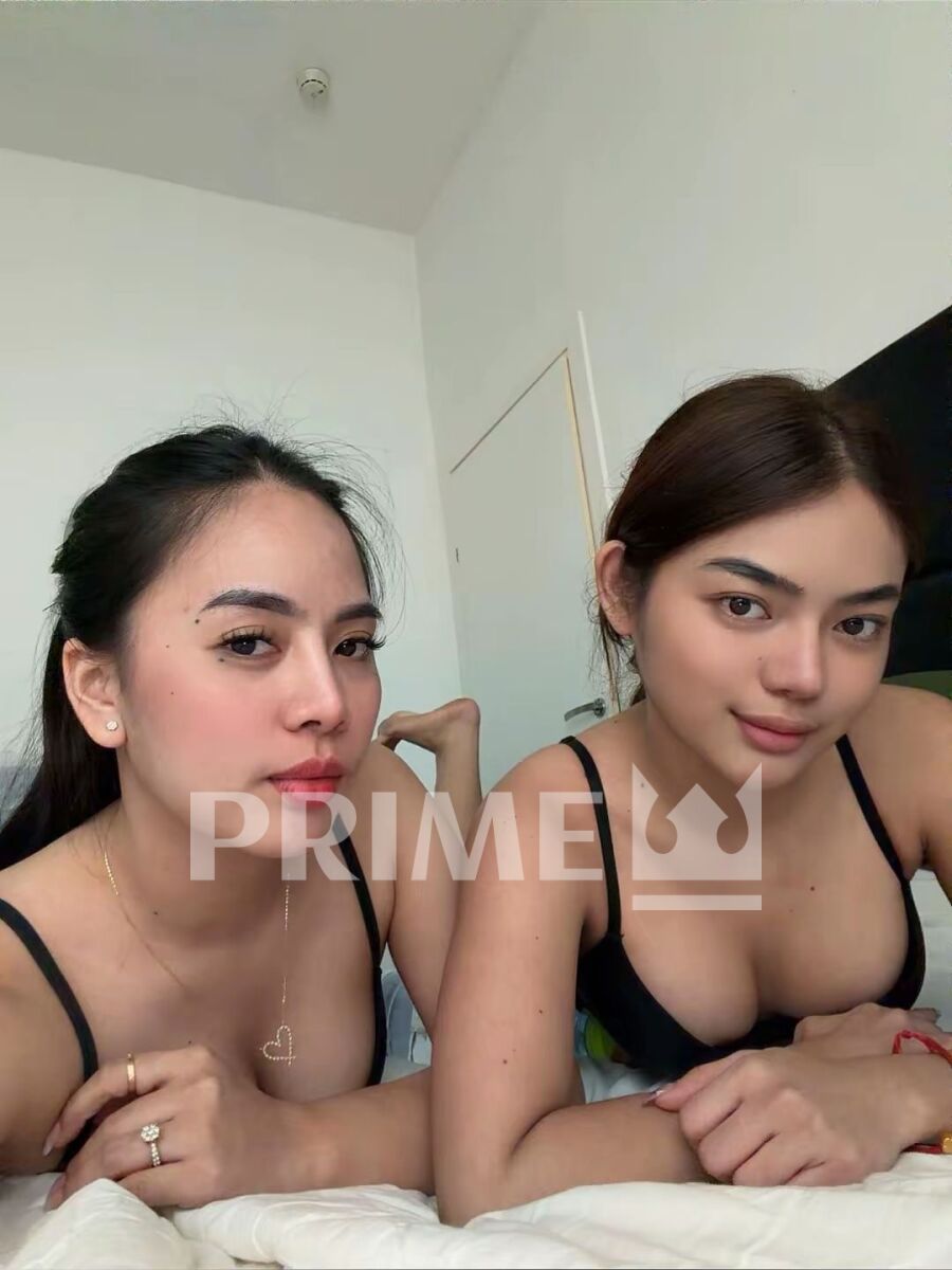 DUO ASIAN GIRLS